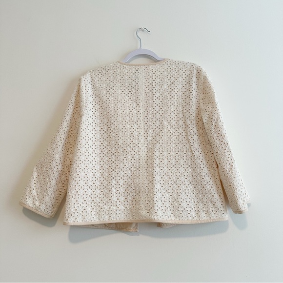 Talbots | Eyelet Cream Textured Cropped Blazer with Long Sleeves - Picture 2 of 8